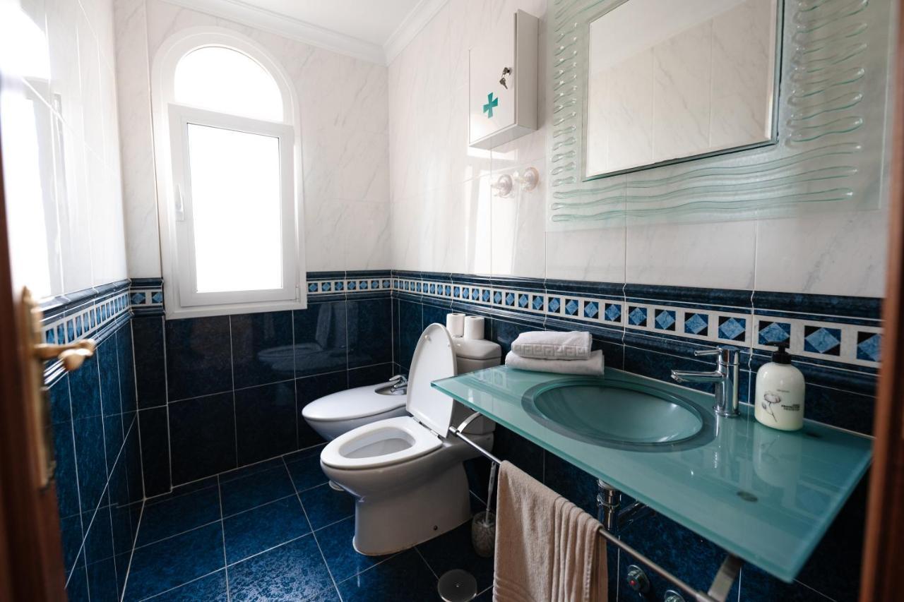 Villa Faya On The First Ocean Line With New Heated Pool Лос Кристианос Экстерьер фото